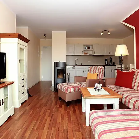 Apartmenthaus 09 *
